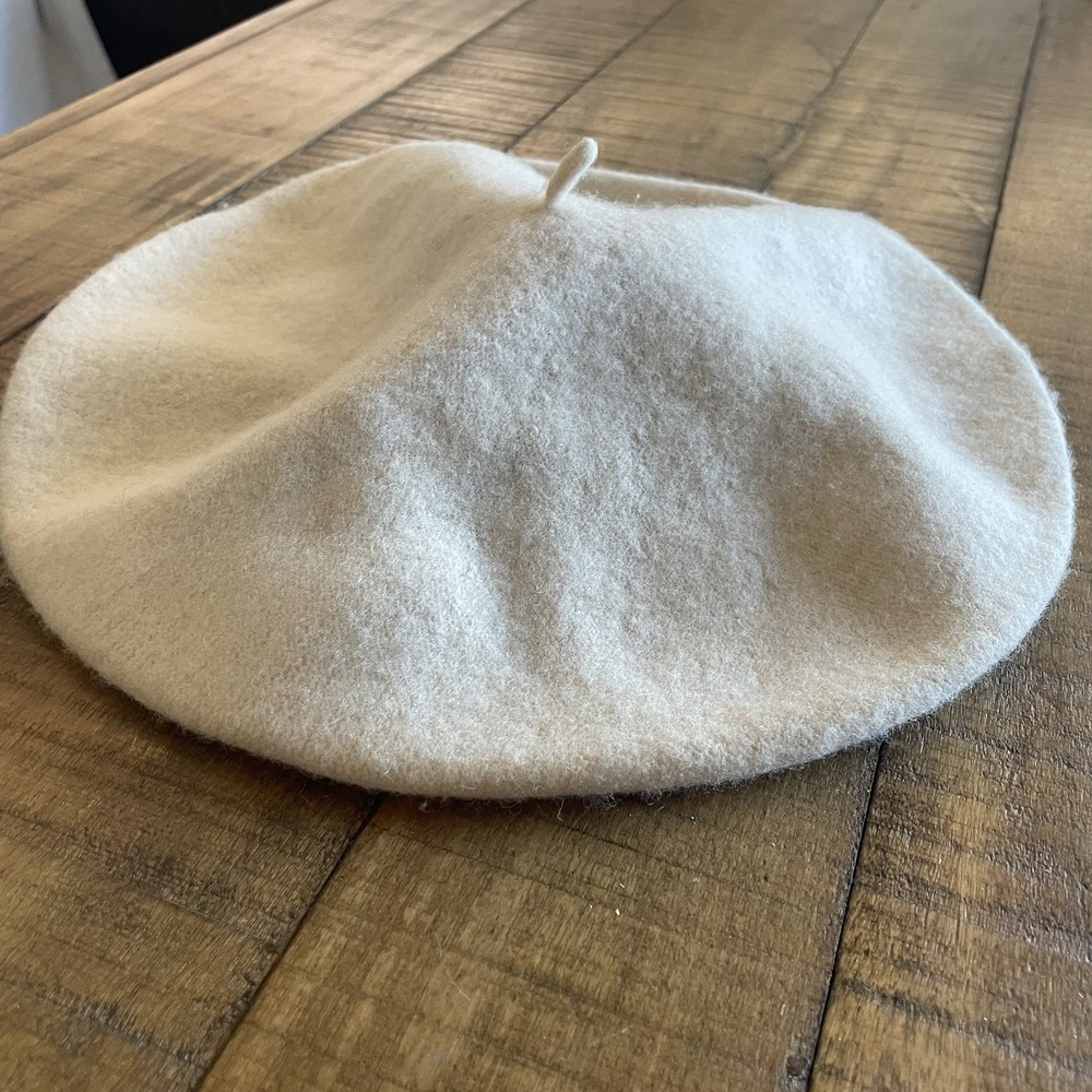 Vintage 100% Wool Ivory Cream Beret Hat Cap Classic French Style YTC